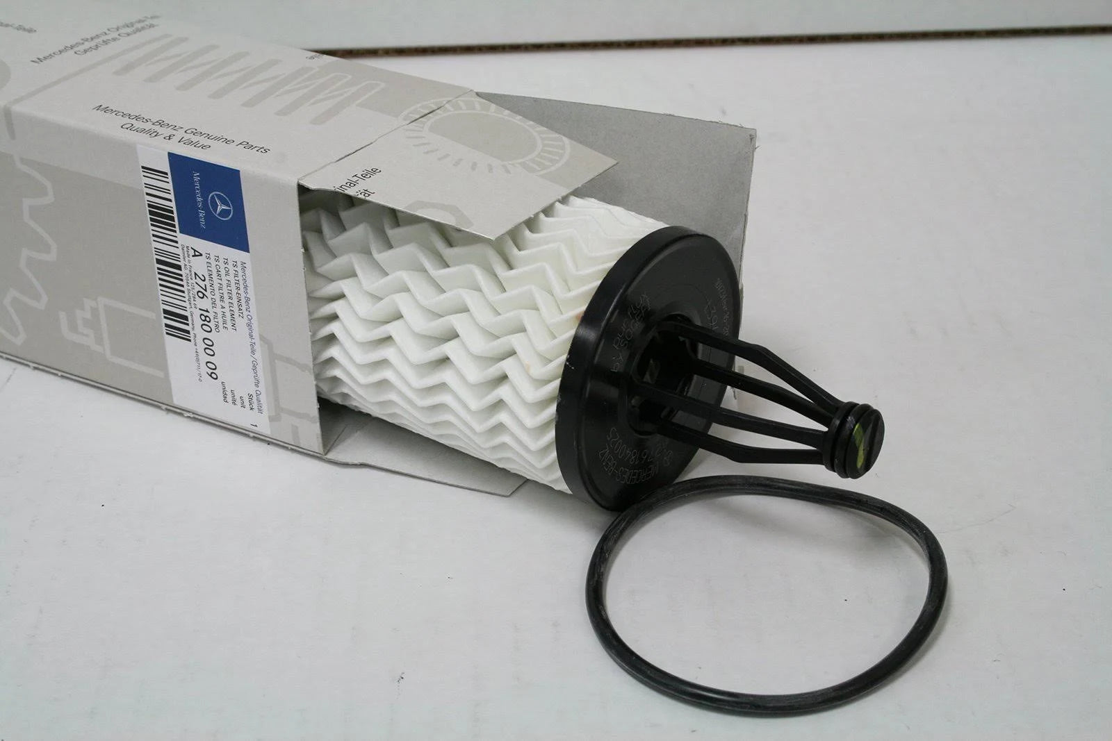 Genuine Mercedes Benz Engine Oil Filter 2761800009